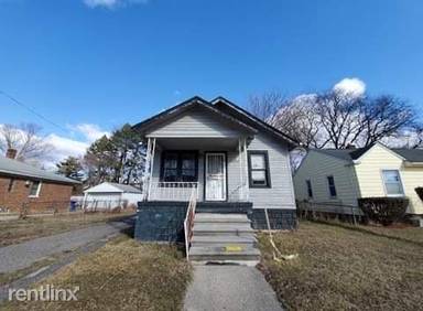 Main picture of 19344 Fenelon St