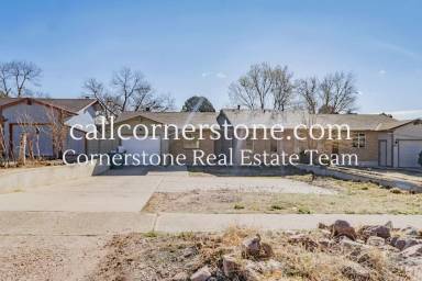 Main picture of 419 S Chelton Rd