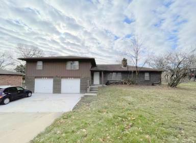 Main picture of 758 Southampton Dr