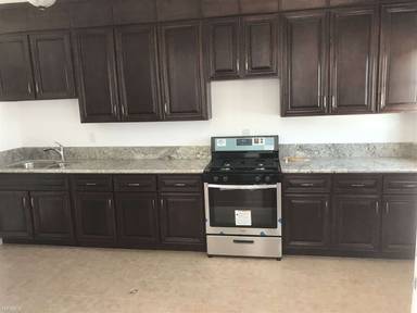 Main picture of 4444 W 115th St