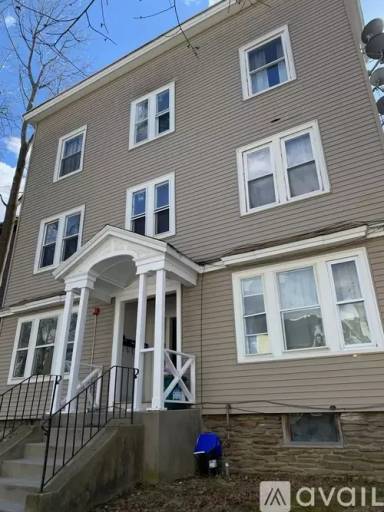 Main picture of 29 Oberlin St