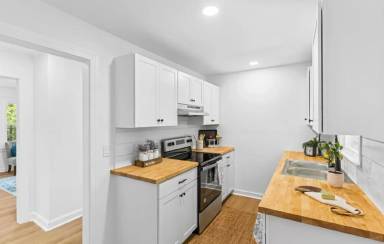 Main picture of 114 Lombardy Ct