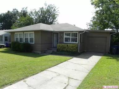 Main picture of 3510 S Jamestown Ave