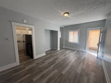 Main picture of 927 Magnolia Ave