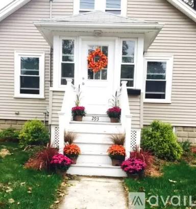 Main picture of 293 Vermont St