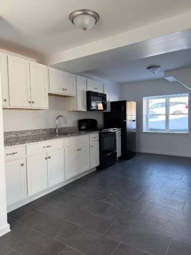 Main picture of 34 8th St