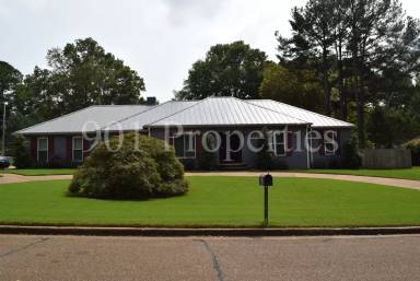 Main picture of 8161 Pine Valley Ln