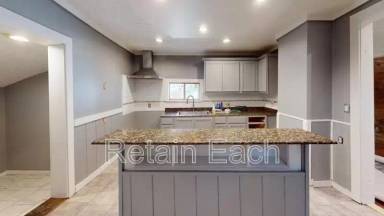 Main picture of 193 Frost Ave