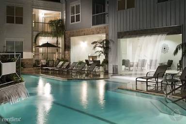 Main picture of Equinox Apartment Homes