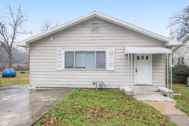 Main picture of 912 12th Ave