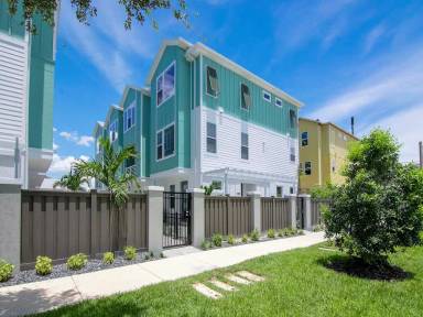 Main picture of 2823 1st Ave S