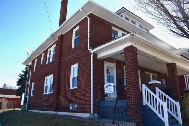 Main picture of 467 Manor St