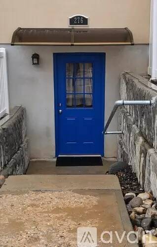 Main picture of 276 S Loafer View Dr