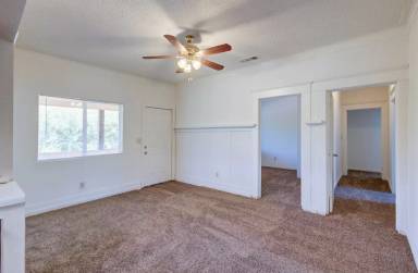 Main picture of 2962 S De Wolf Ave