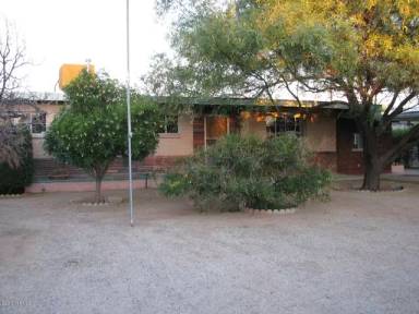 Main picture of 641 S Rosemont Ave