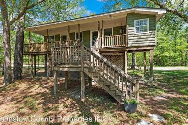 Main picture of 1141 River Bend Dr