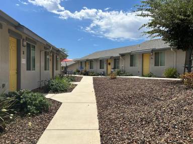 Main picture of 1060 Buschmann Rd