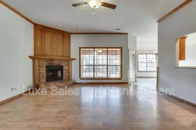 Main picture of 17521 Cranbrook Rd
