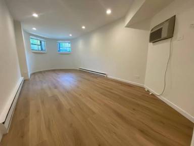 Main picture of 3450 N Elaine Pl