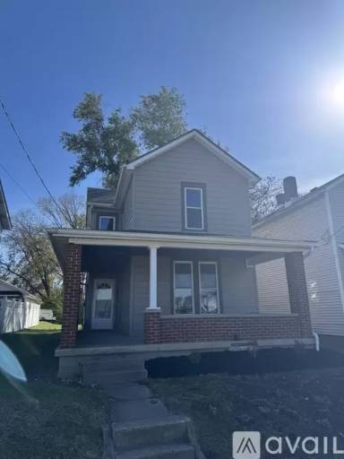 Main picture of 1029 Woodside Blvd