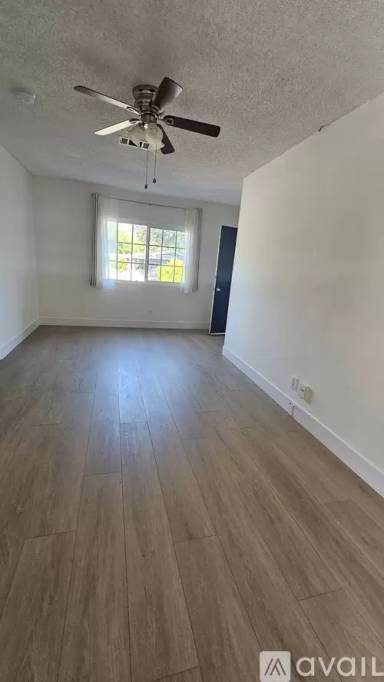 Main picture of 1580 Navarro Ave