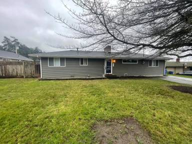 Main picture of 711 NE 7th Ave