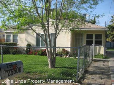 Main picture of 25606 Van Leuven St