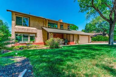 Main picture of 3786 Fujiyama Way