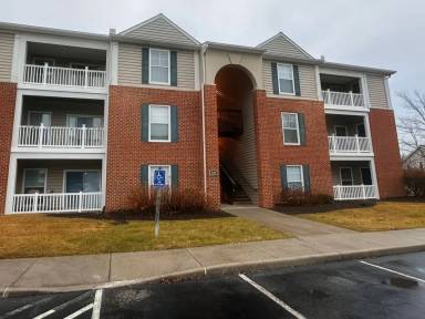 Main picture of 213 S Knollwood Dr