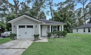 Main picture of 8956 3rd Ave