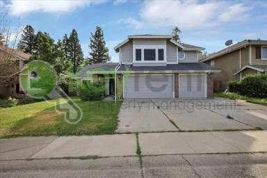 Main picture of 1495 Deerfield Cir