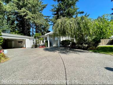 Main picture of 13243 SE Reedway Pl