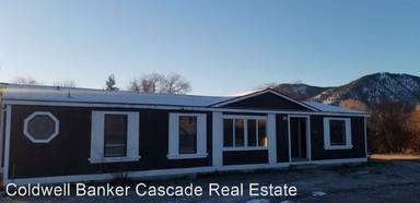 Main picture of 200 S Madeline Rd