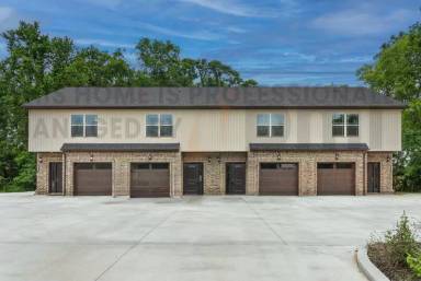 Main picture of 402 Shelby St