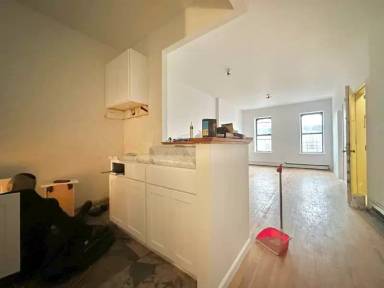 Main picture of 810 Rogers Ave
