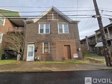 Main picture of 602 Brinton Ave