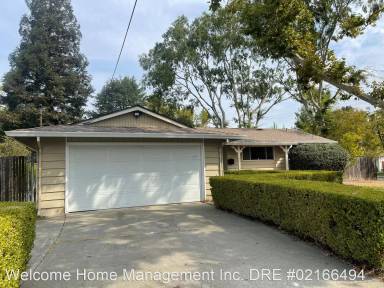 Main picture of 1830 Sandalwood Dr