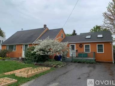 Main picture of 69 Jeanne St