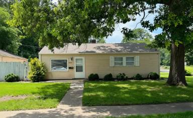 Main picture of 804 Golfview Ln