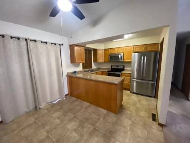 Main picture of 4117 W Lombard St