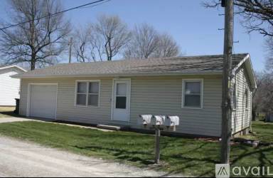 Main picture of 1005 W Davis St