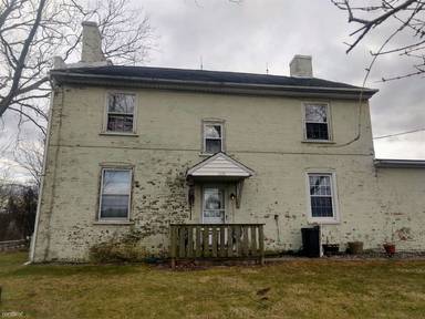 Main picture of 4725 E Harrisburg Pike