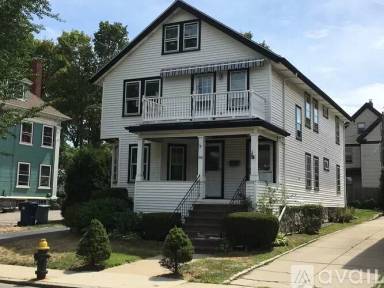 Main picture of 962 South St