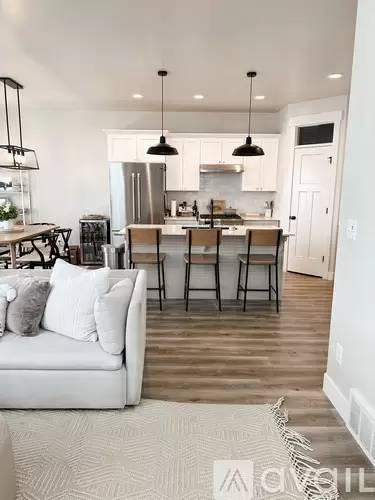Main picture of Lakefront at Vineyard Town Center