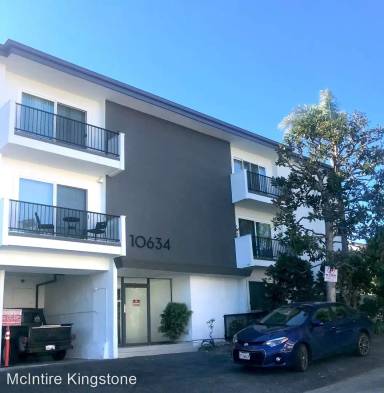 Main picture of Valparaiso Apartments