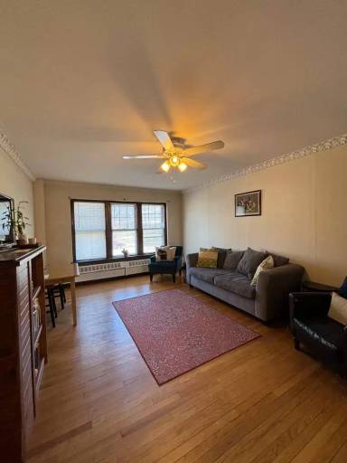 Main picture of 3237 N Oakland Ave