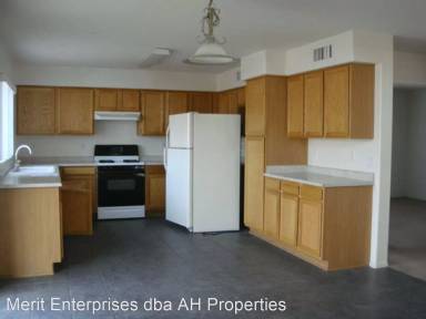 Main picture of 2513 S 109th Dr