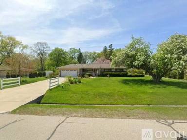 Main picture of 5417 S Andrae Dr
