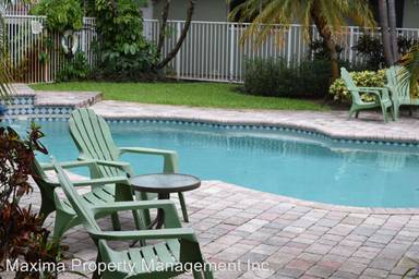 Main picture of 1424 Holly Heights Dr