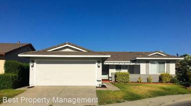Main picture of 35618 Woodbridge Pl